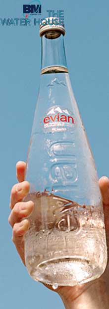 Evian 750ml chai thủy tinh (thùng / 12 chai)